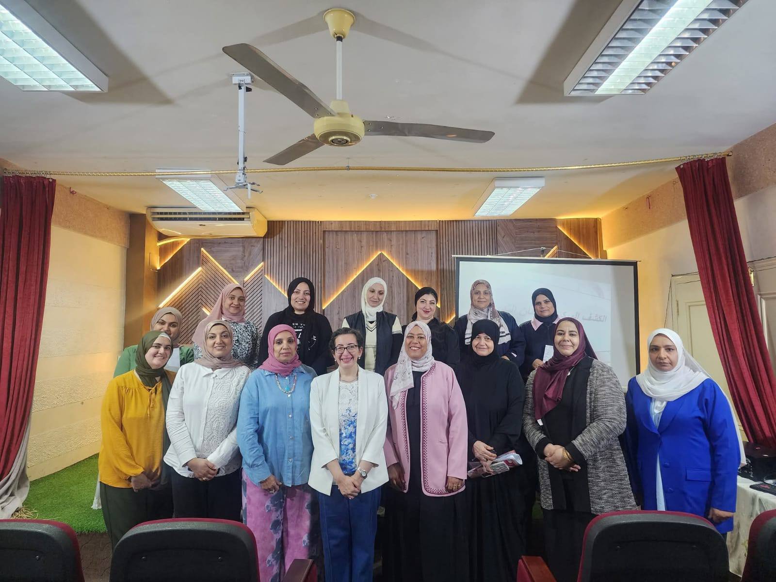 ندوة عن " الصحة الإنجابية "