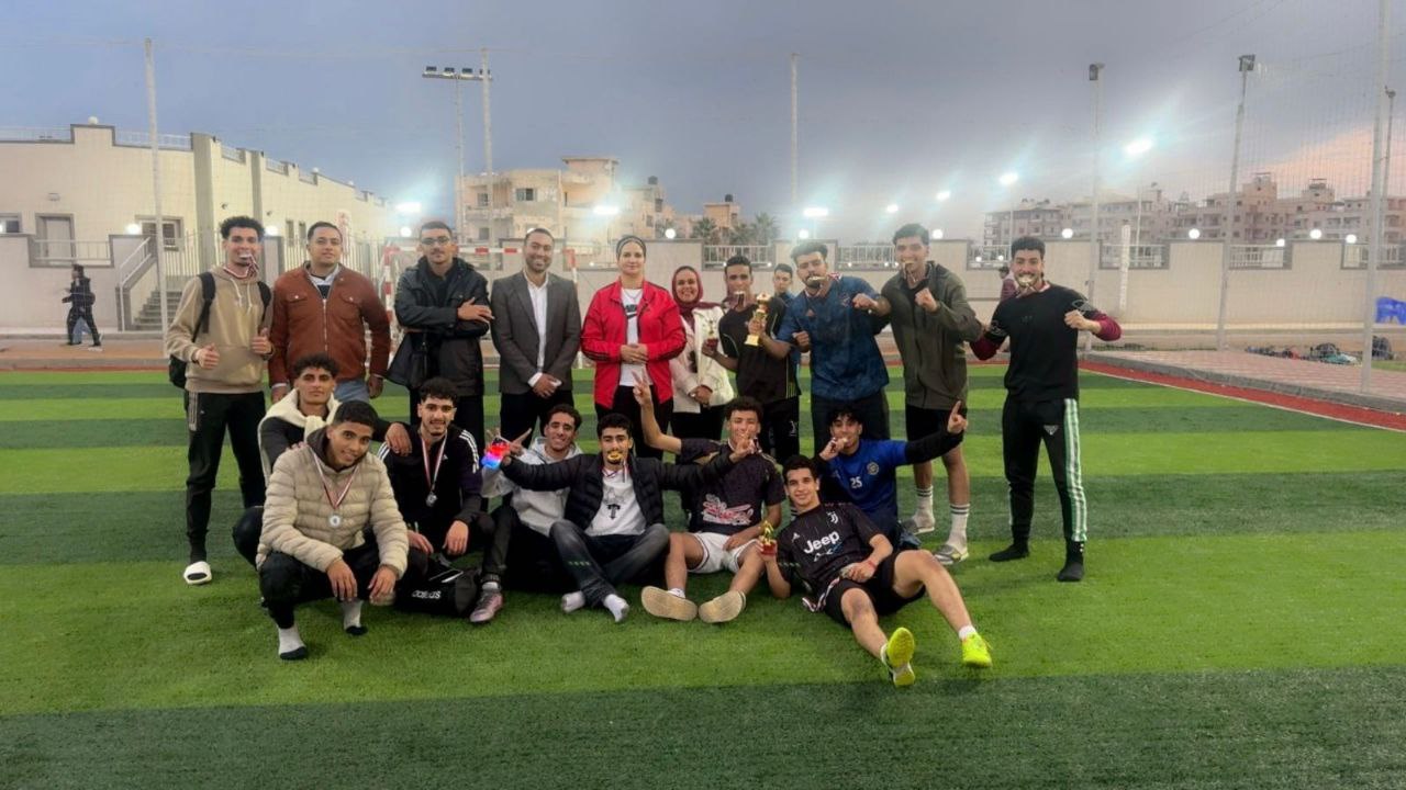 تنظيم دورى الكرة الداخلي بالكلية 